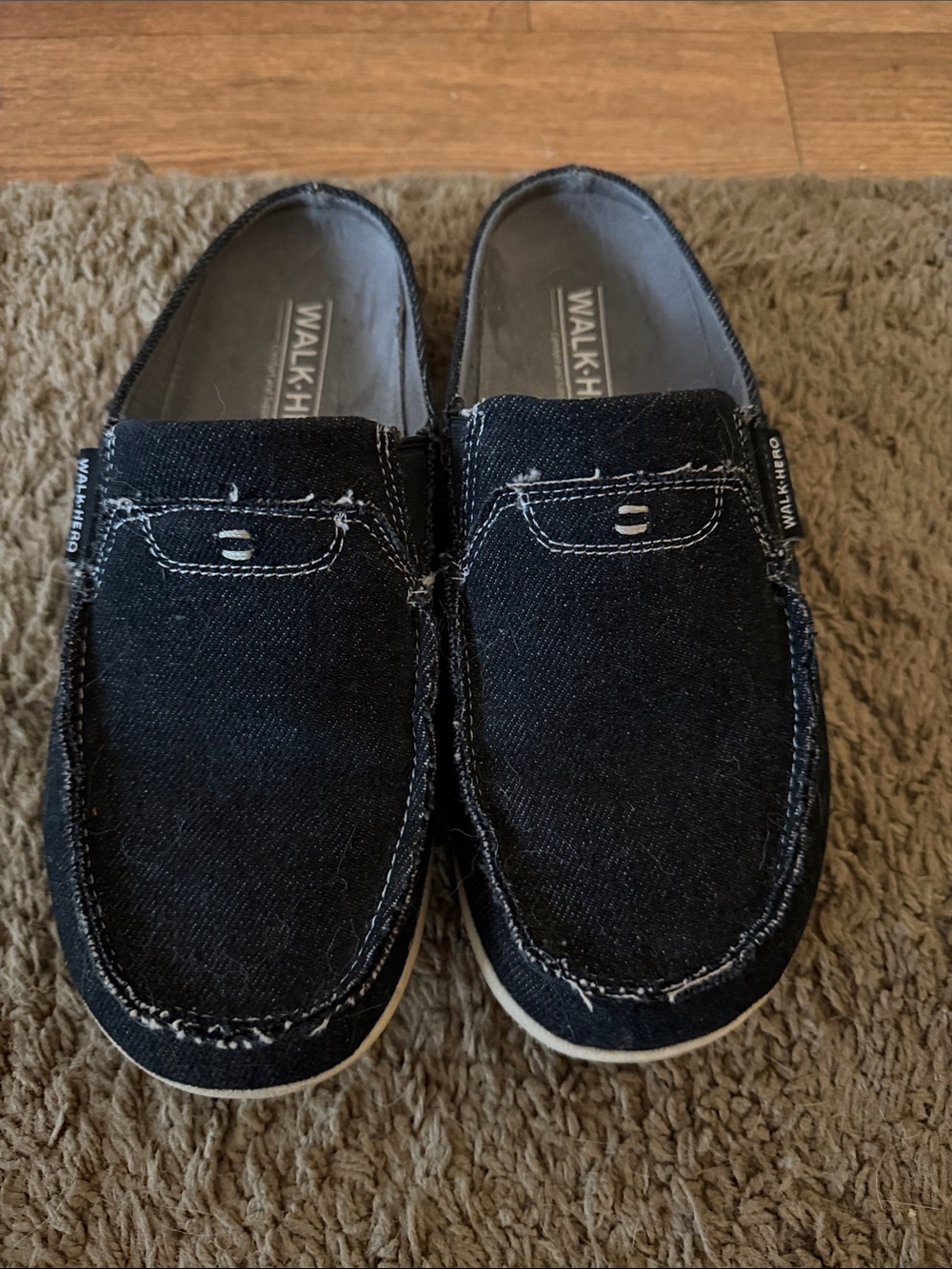 Walk-About woman’s Casual Slip-On Shoes in Black